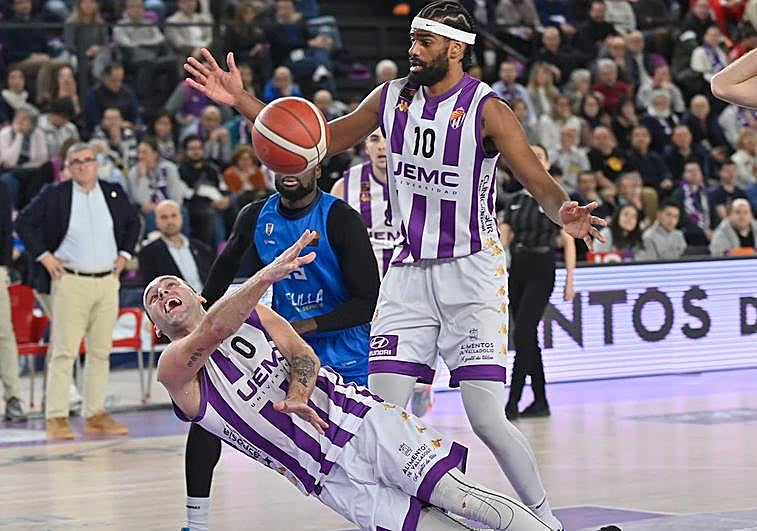 El UEMC despide 2023 en Pisuerga con su peor partido del curso